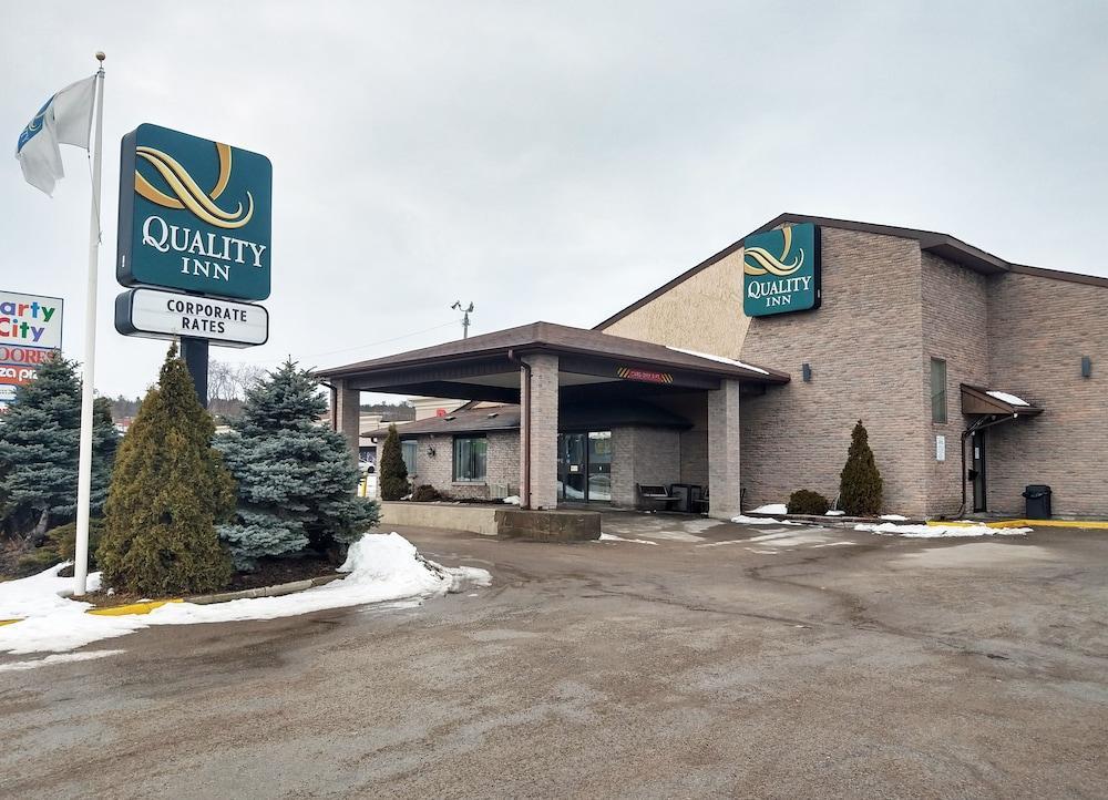 Quality Inn Peterborough Extérieur photo