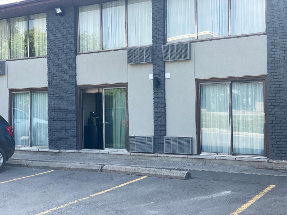 Quality Inn Peterborough Extérieur photo