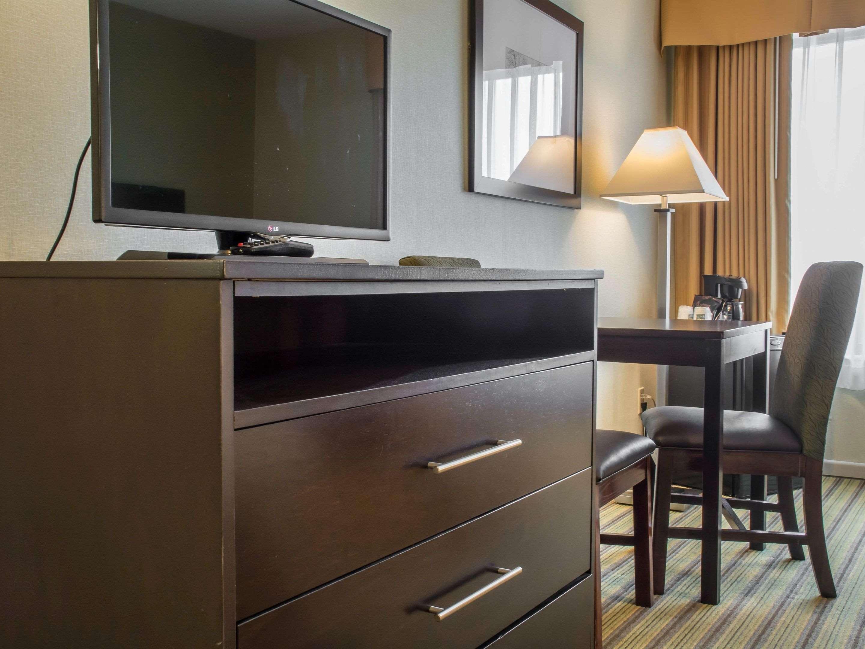 Quality Inn Peterborough Extérieur photo