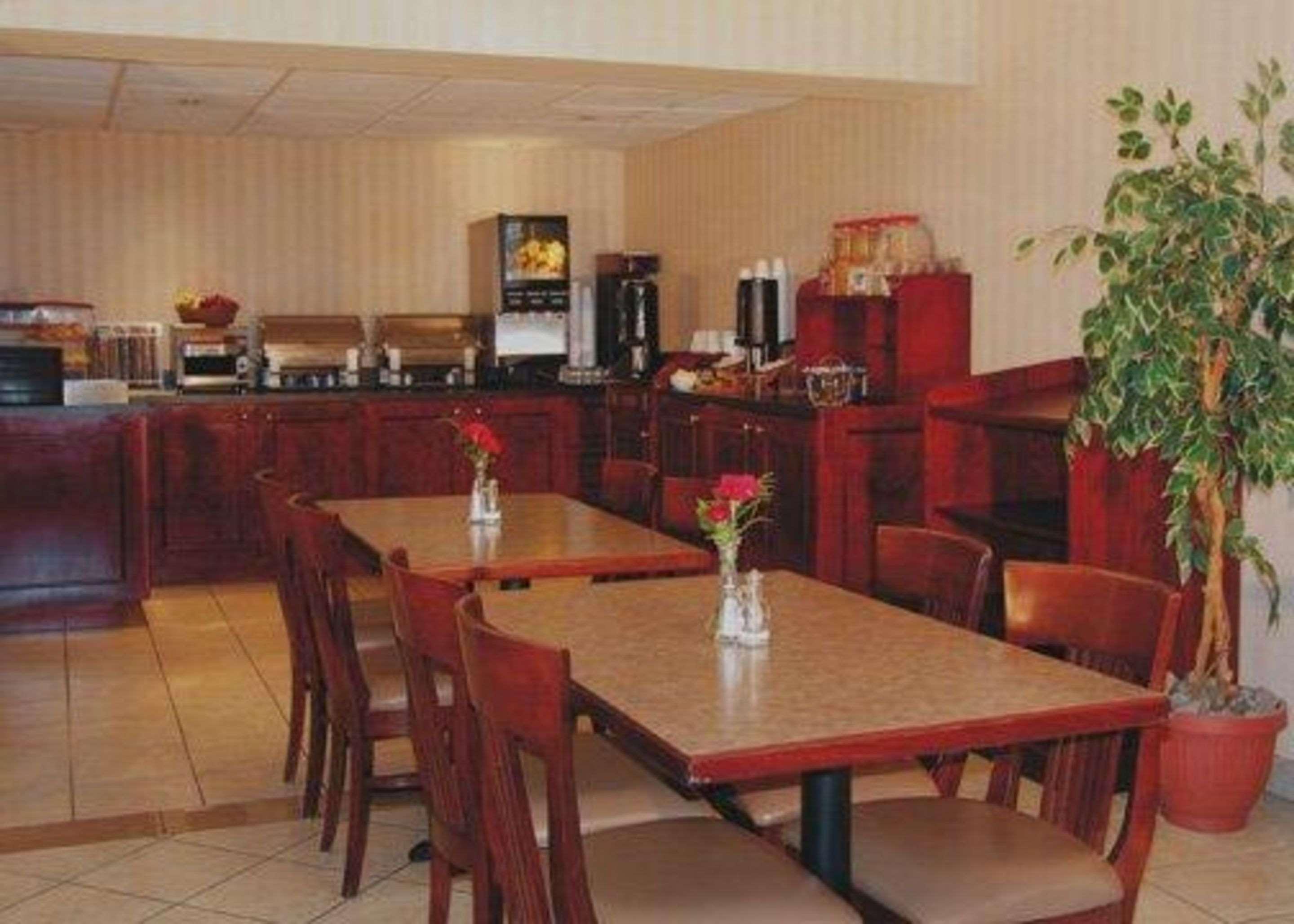Quality Inn Peterborough Extérieur photo