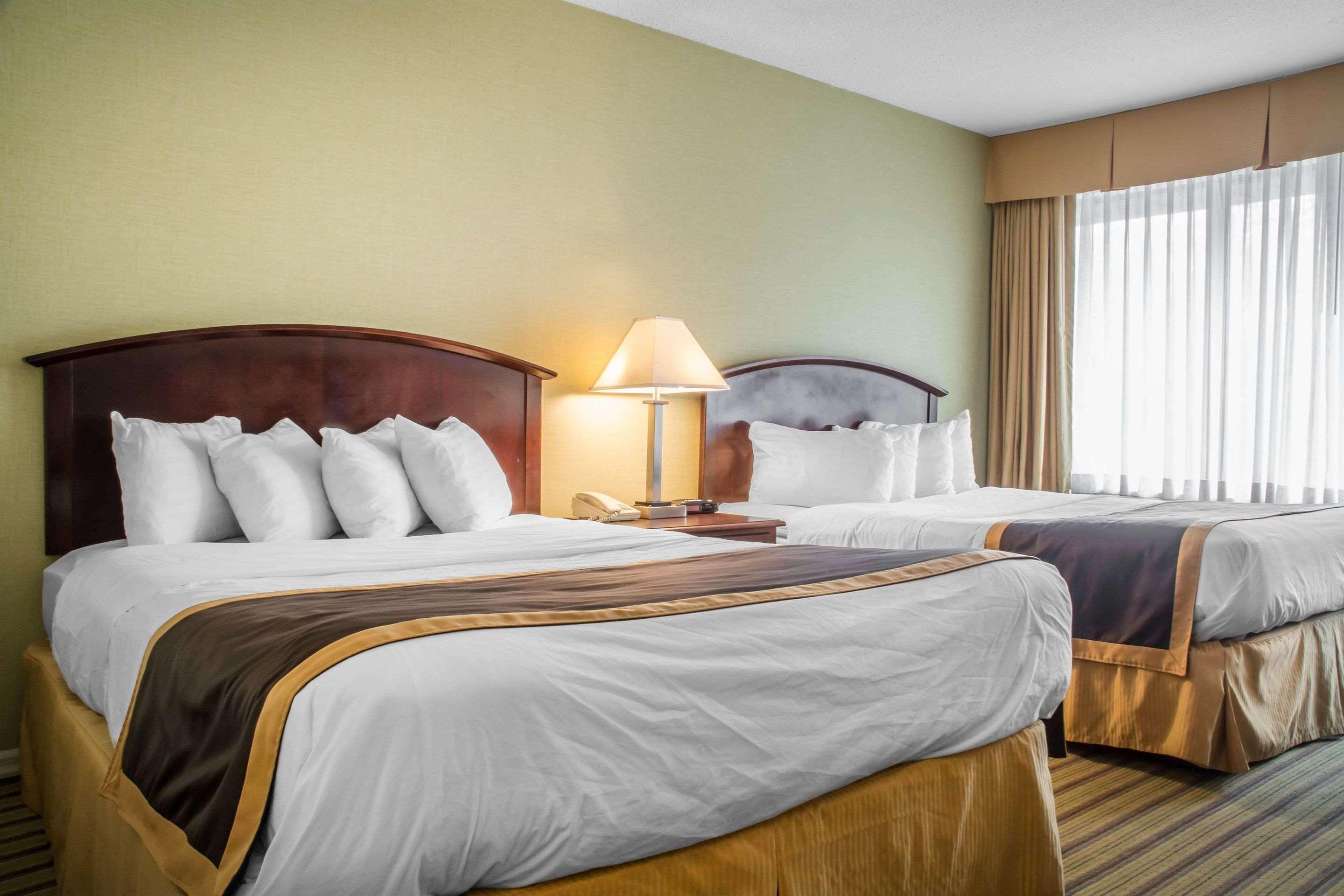 Quality Inn Peterborough Extérieur photo