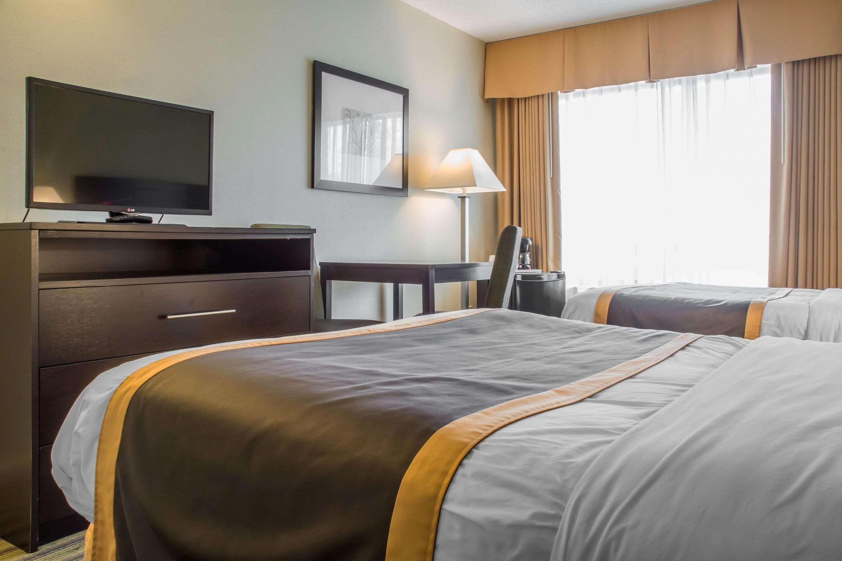 Quality Inn Peterborough Extérieur photo