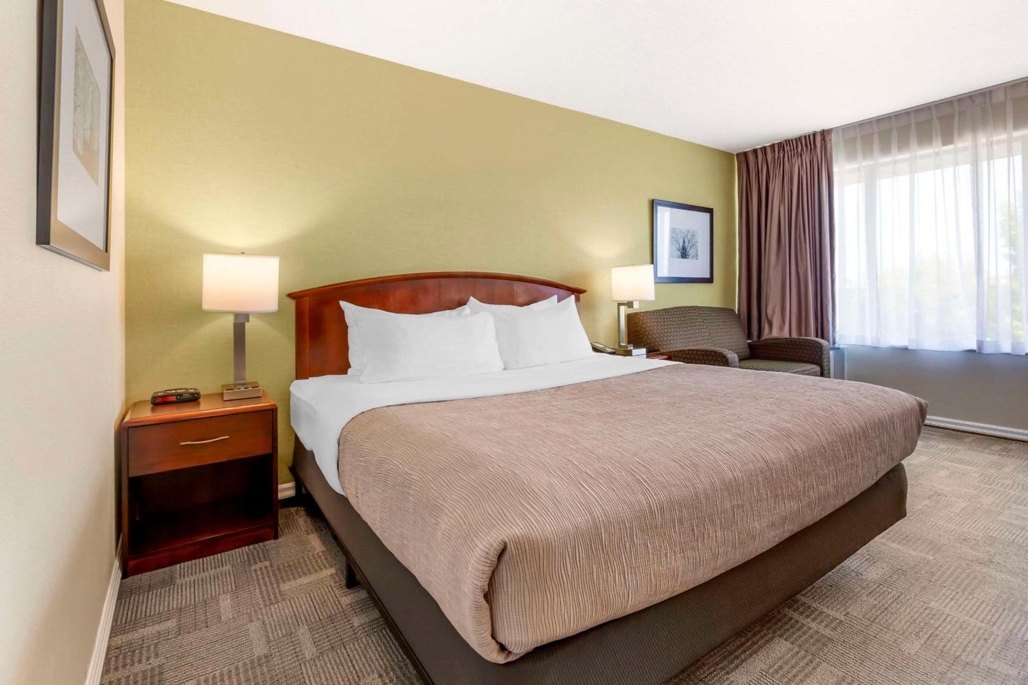Quality Inn Peterborough Extérieur photo