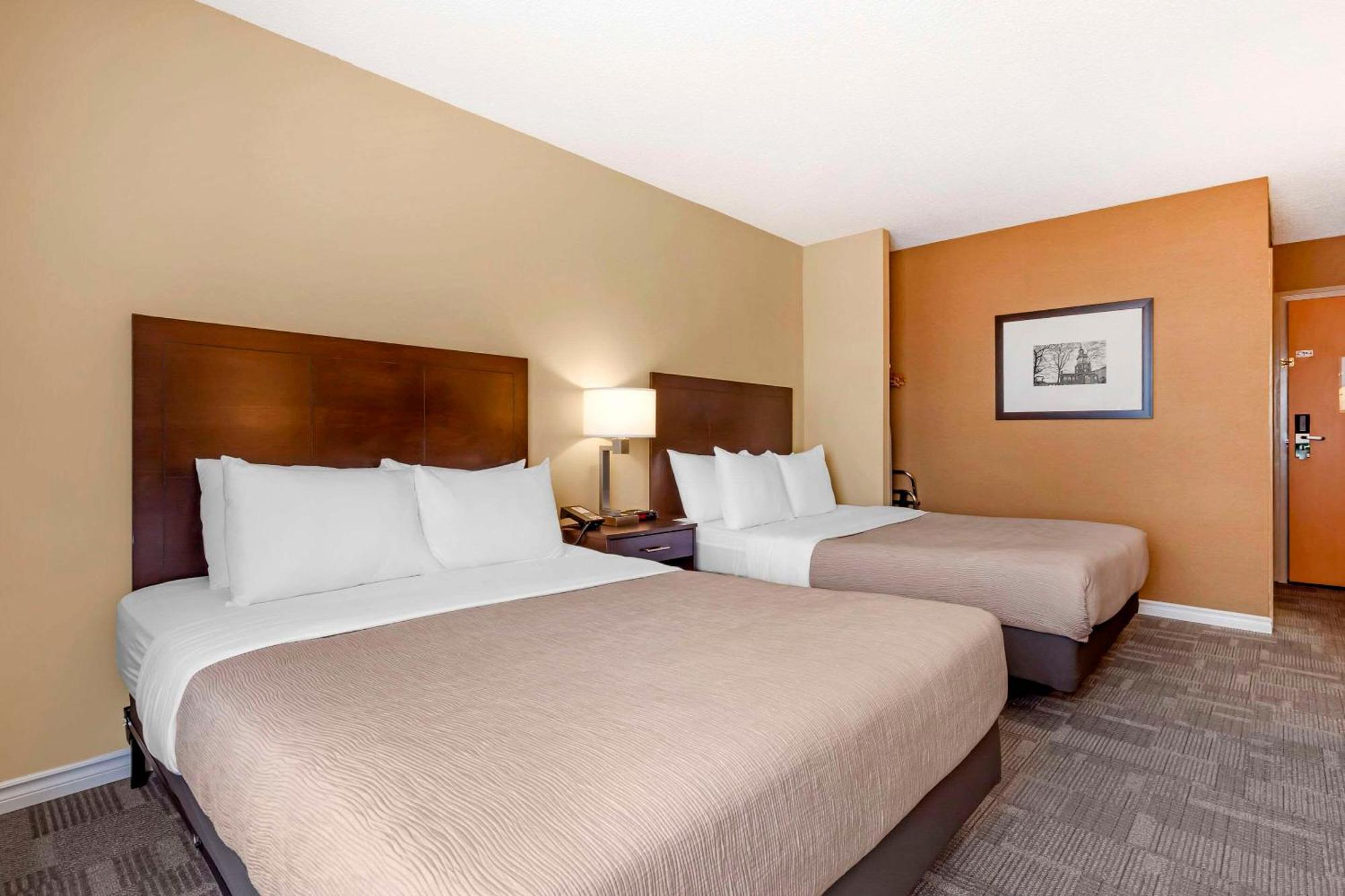 Quality Inn Peterborough Extérieur photo