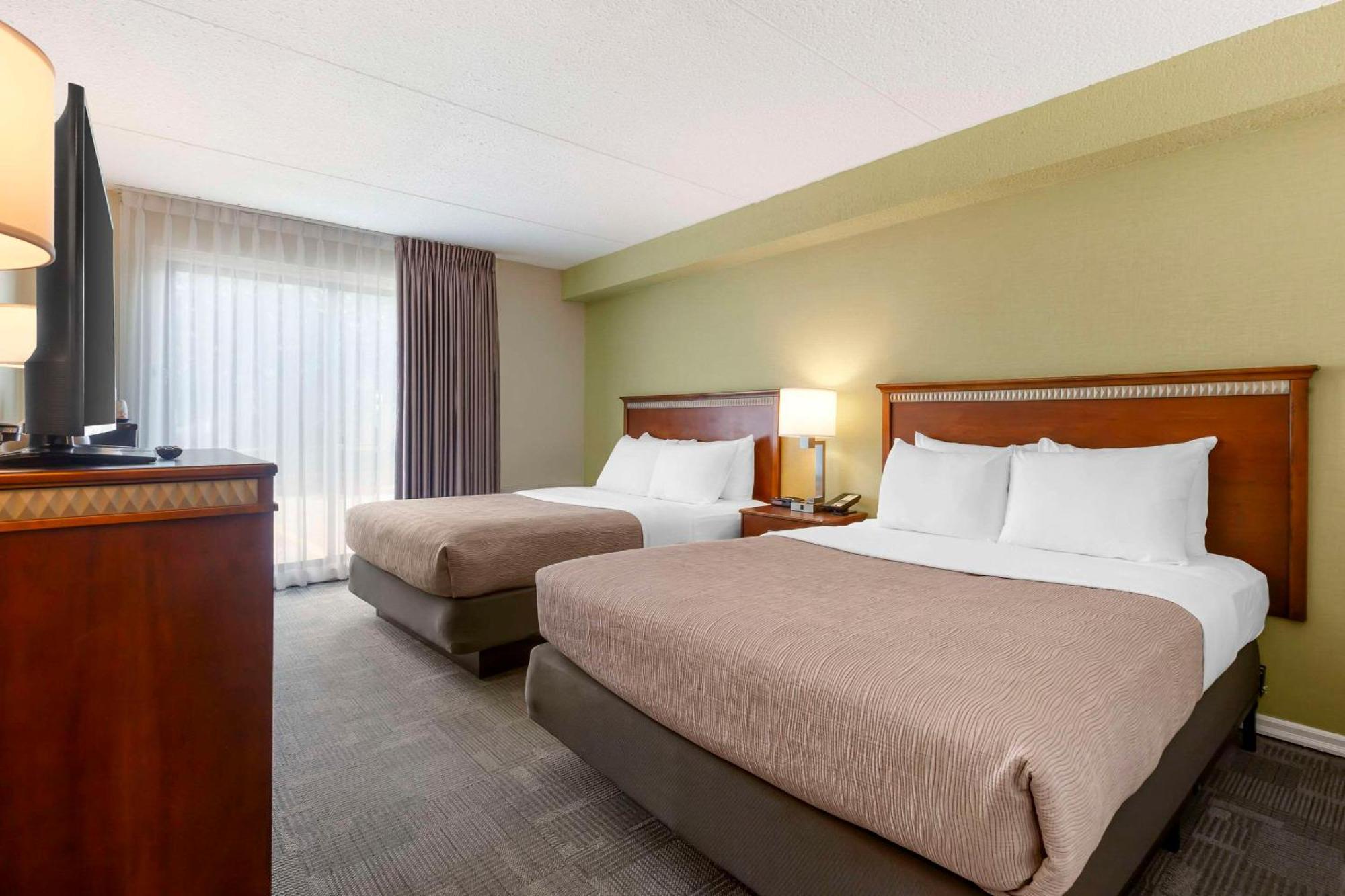 Quality Inn Peterborough Extérieur photo