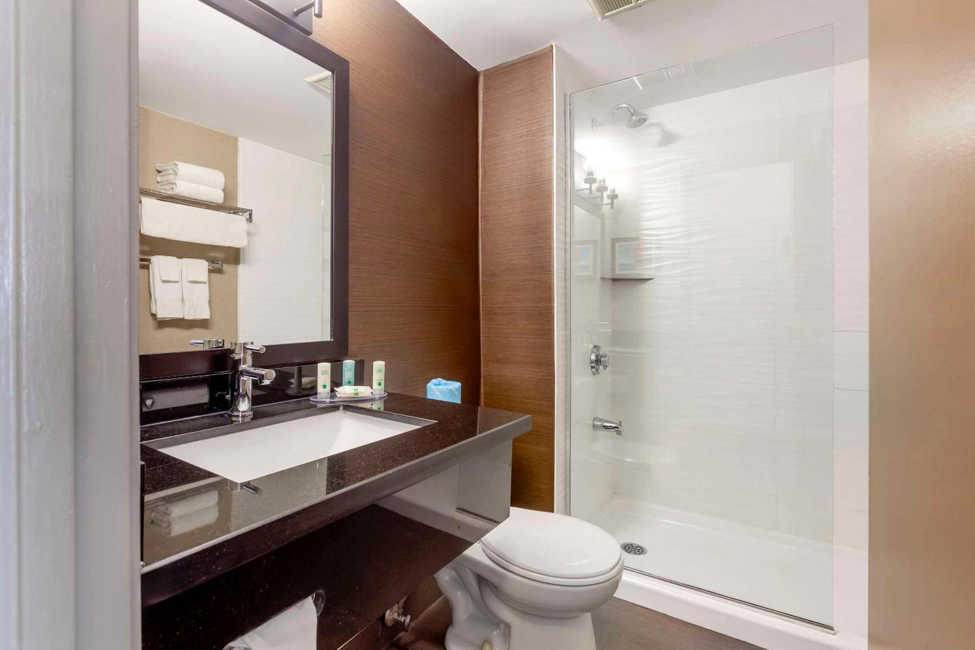 Quality Inn Peterborough Extérieur photo