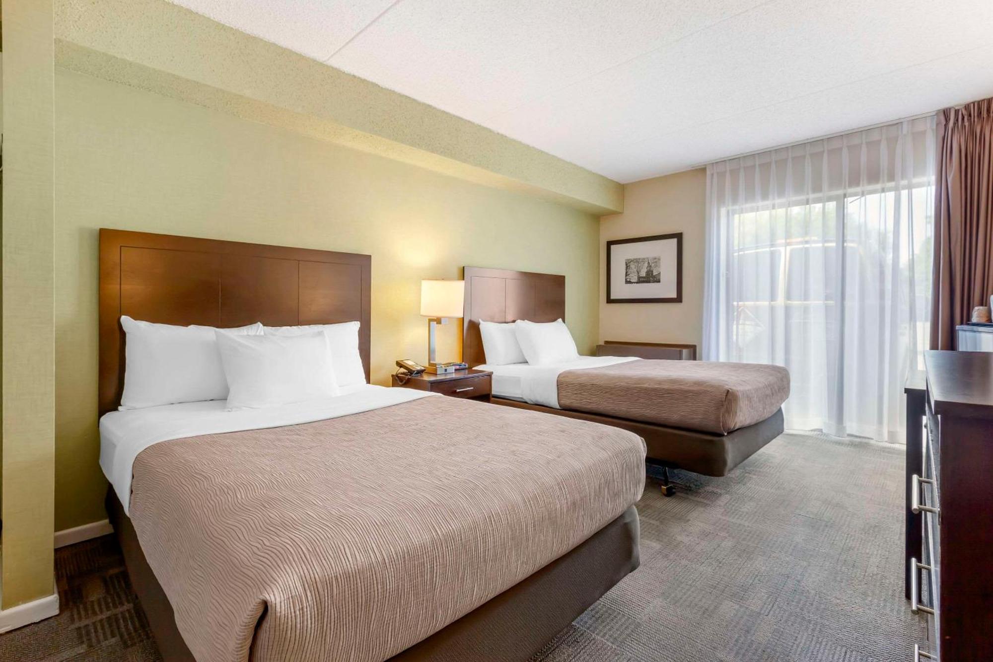 Quality Inn Peterborough Extérieur photo
